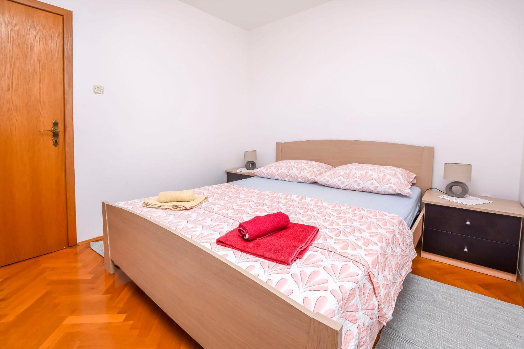 Apartments Ema Ražanj Zewnętrze zdjęcie